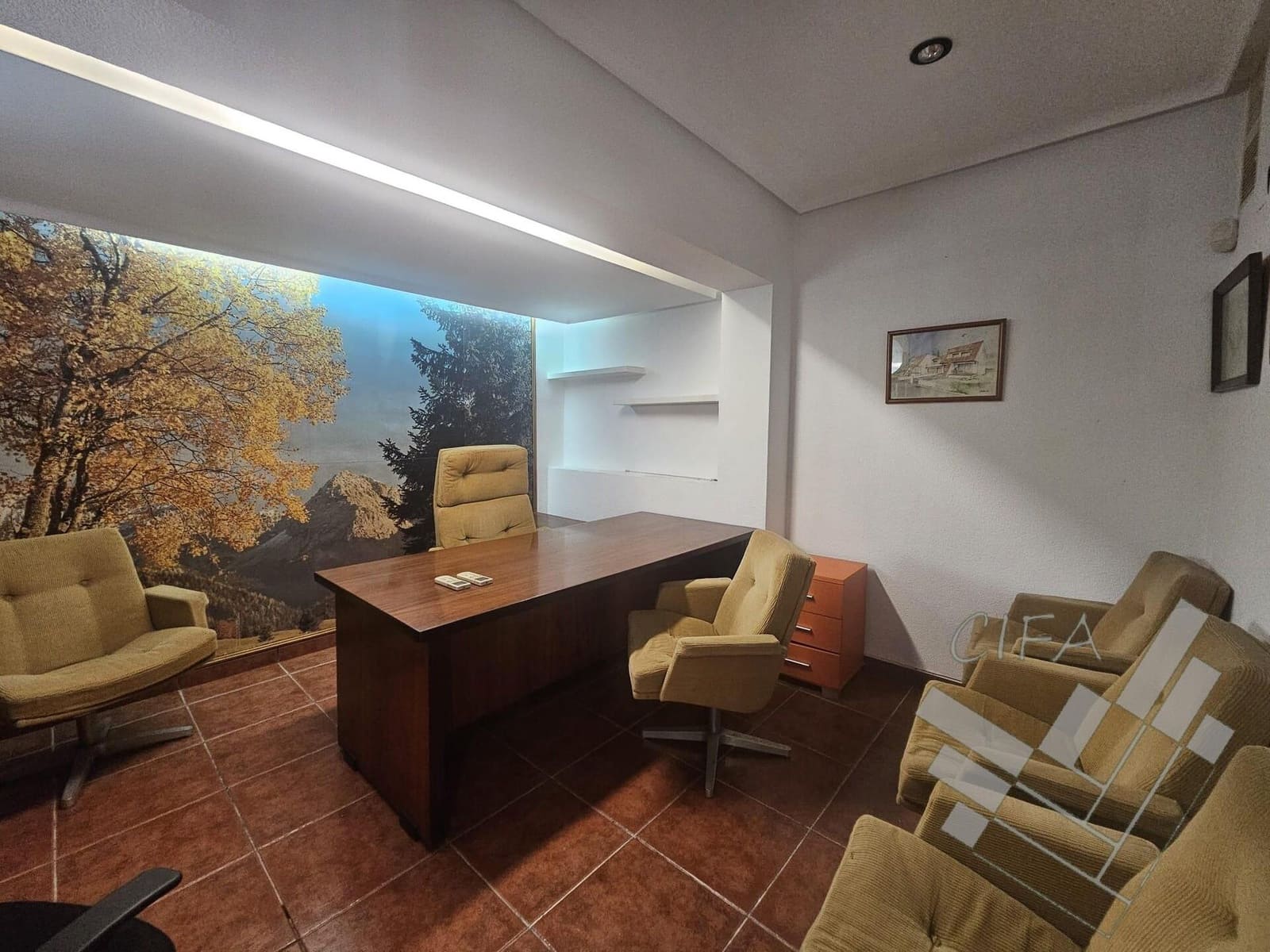 Commercial for rent in Vinaros - € 550 (Ref: 9382924)