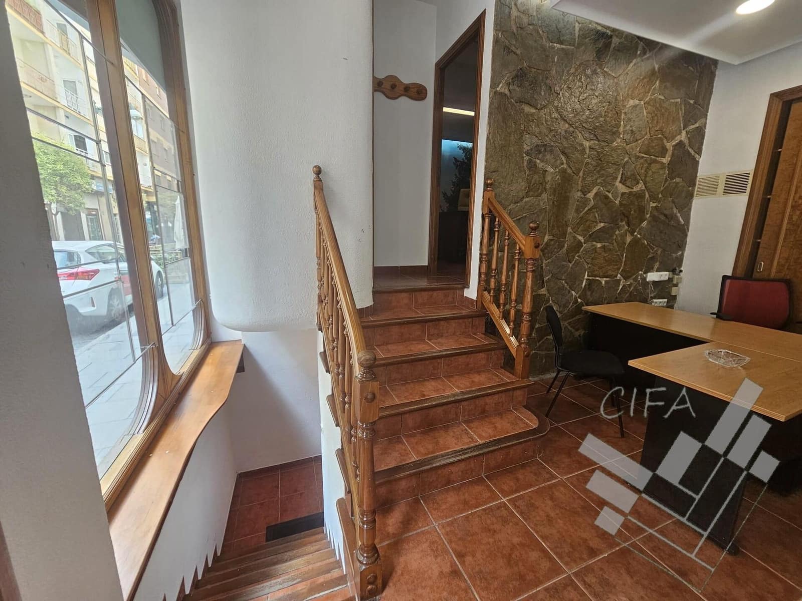 Commercial for rent in Vinaros - € 550 (Ref: 9382924)