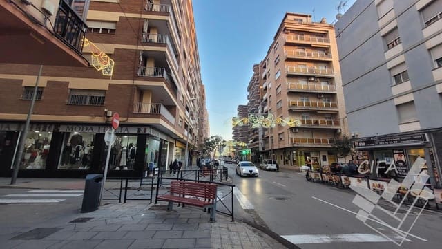 Commercial for rent in Vinaròs - € 550 (Ref: 9382924)