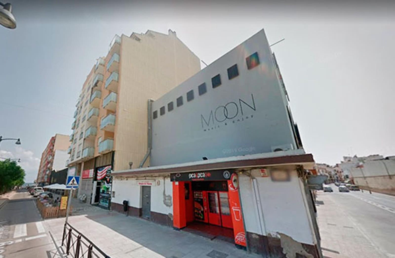 Commercial for rent in Vinaros - € 1,200 (Ref: 9382925)