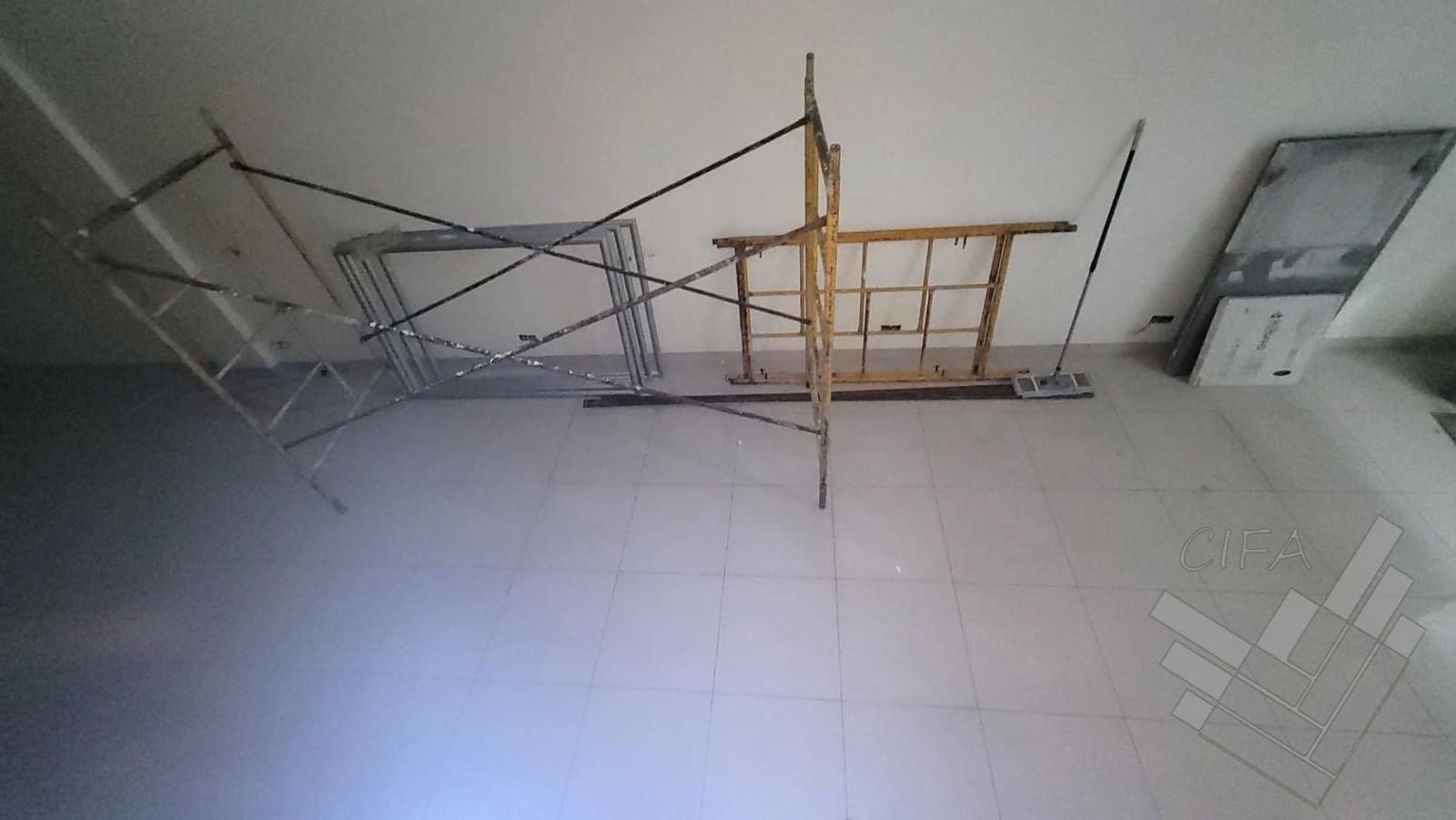 Commercial for rent in Vinaros - € 1,200 (Ref: 9382925)