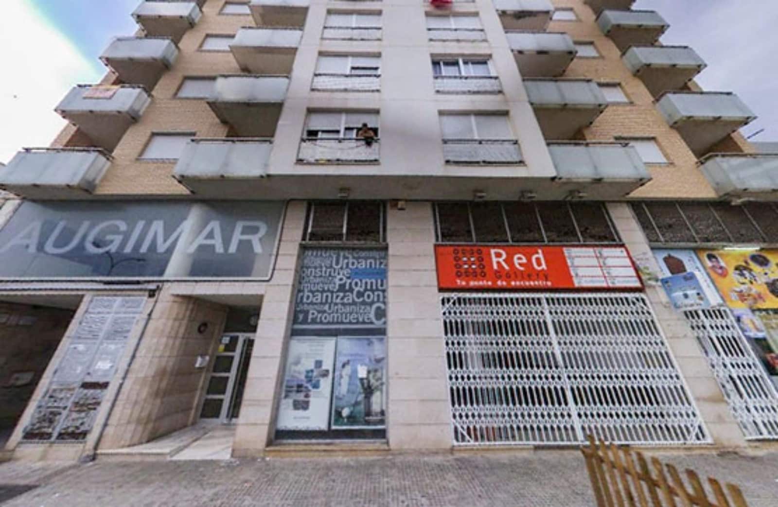 Commercial for rent in Vinaros - € 1,200 (Ref: 9382925)