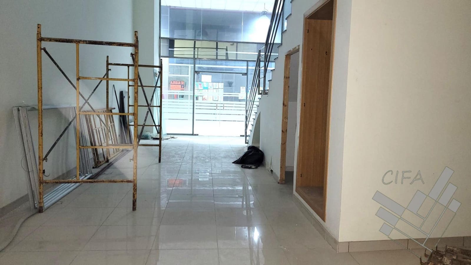 Commercial for rent in Vinaros - € 1,200 (Ref: 9382925)