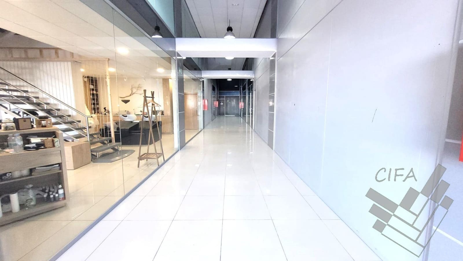 Commercial for rent in Vinaros - € 1,200 (Ref: 9382925)