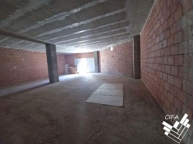 Commercieel te huur in Vinaròs - € 750 (Ref: 9382927)