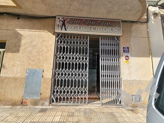 Commercial for sale in Vinaròs - € 60,000 (Ref: 9382928)