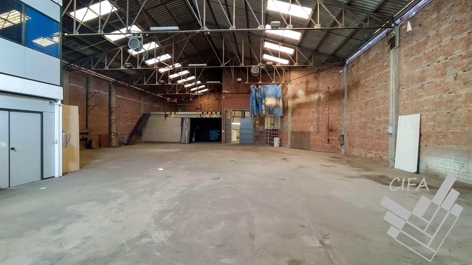 Business for sale in Vinaros - € 625,000 (Ref: 9382929)