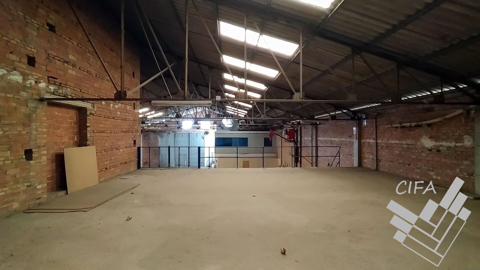 Business for sale in Vinaros - € 625,000 (Ref: 9382929)