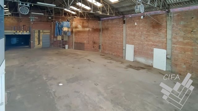 Business for sale in Vinaròs - € 625,000 (Ref: 9382929)