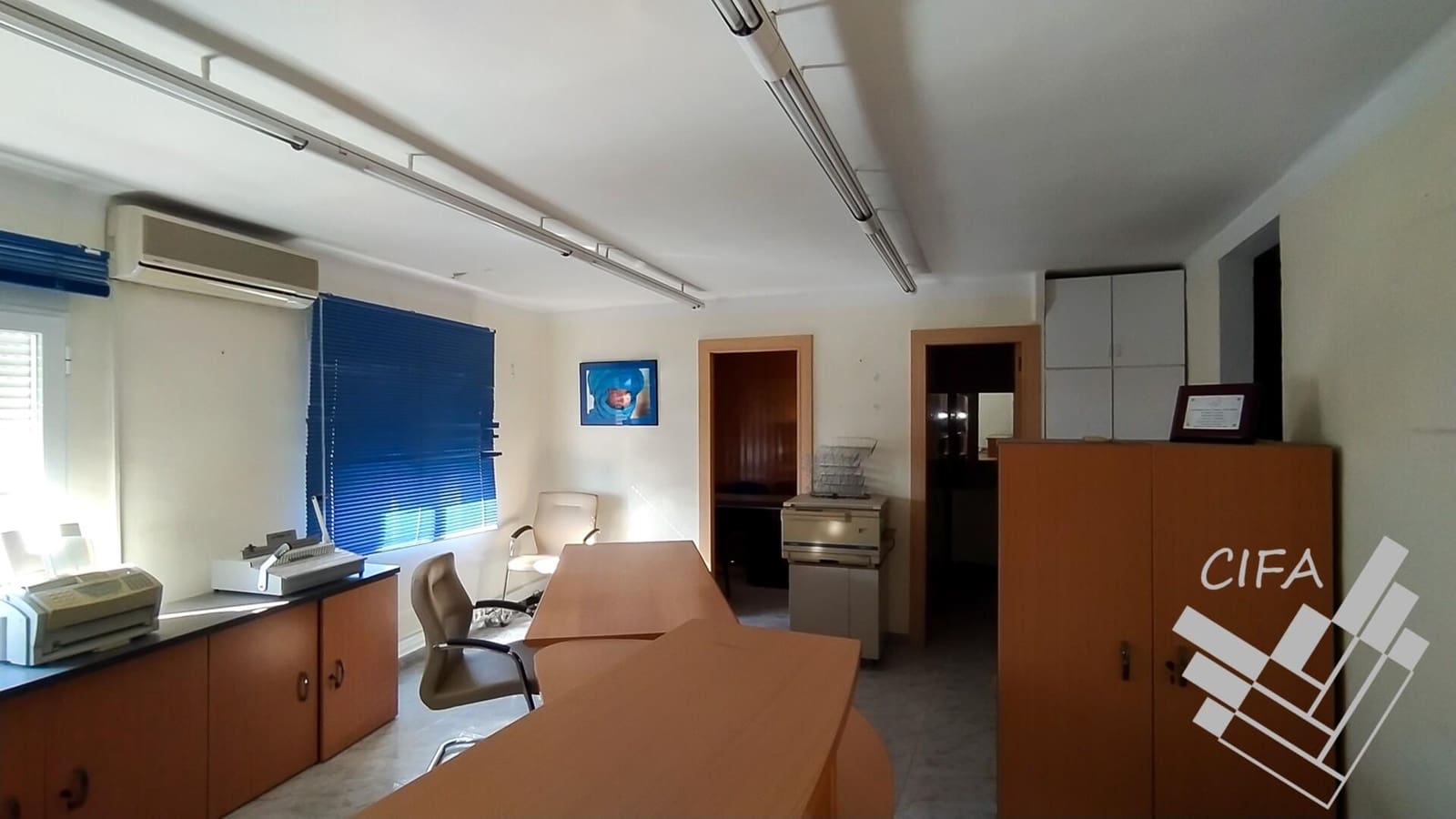 Business for sale in Vinaros - € 625,000 (Ref: 9382929)