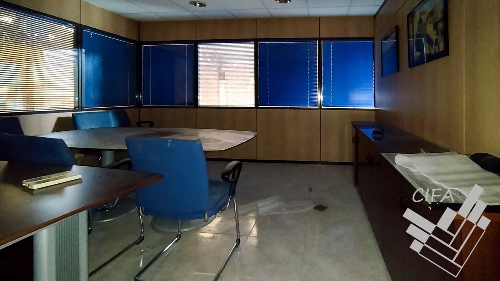 Business for sale in Vinaros - € 625,000 (Ref: 9382929)