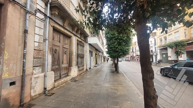 Commercial for sale in Vinaròs - € 85,000 (Ref: 9382932)