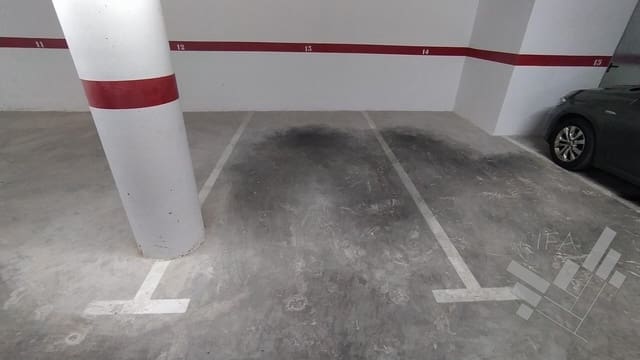 Garage te huur in Benicarló - € 4.100 (Ref: 9382935)