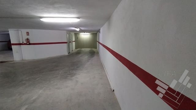 Garage te huur in Benicarló - € 4.100 (Ref: 9382937)