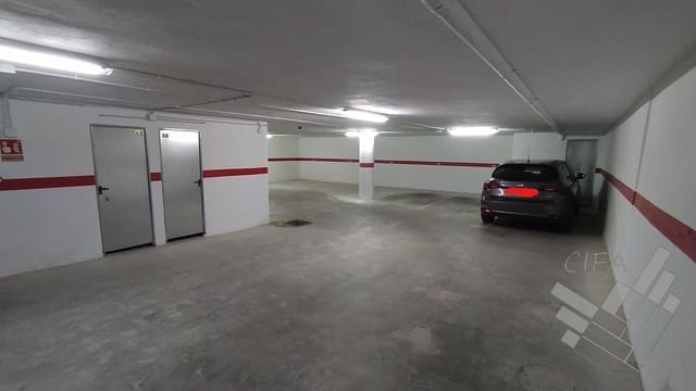 Garage te huur in Benicarló - € 4.100 (Ref: 9382937)