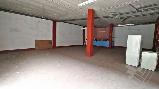 Commercial for sale in Vinaròs - € 120,000 (Ref: 9382941)