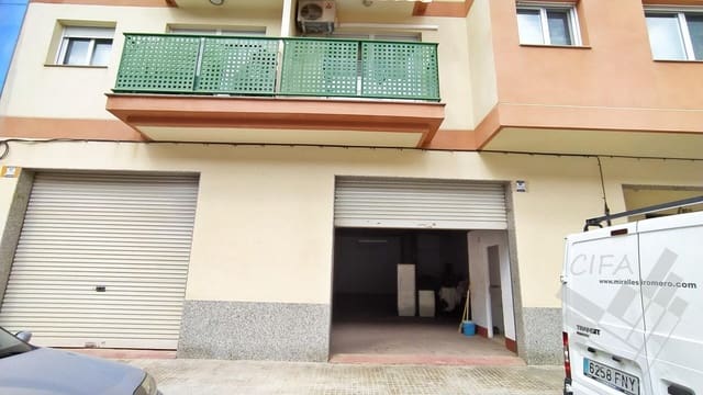 Commercial for sale in Vinaròs - € 120,000 (Ref: 9382941)