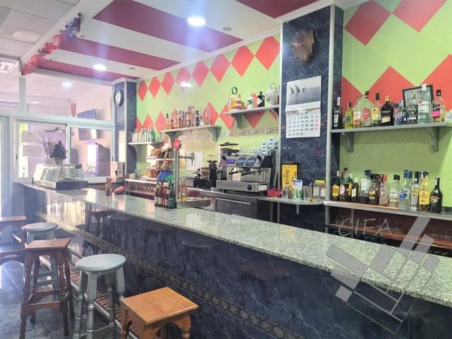 Kommersiell till salu i Vinaròs - 126 000 € (Ref: 9382951)