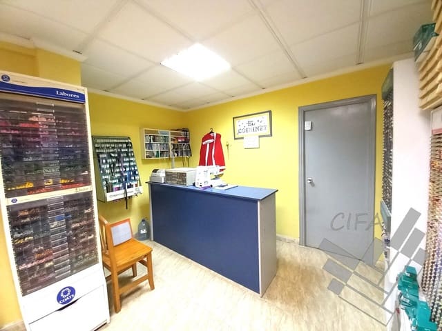 1 bedroom Commercial for sale in Vinaròs - € 70,000 (Ref: 9382952)