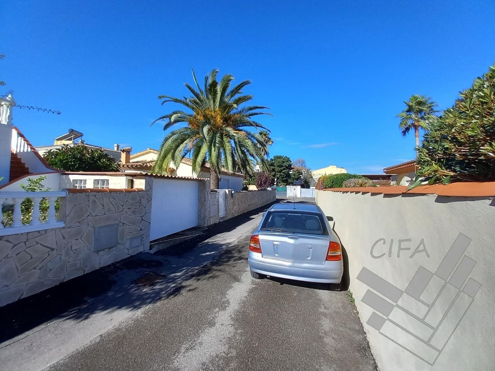 Mark till salu i Vinaros - 189 000 € (Ref: 9382954)