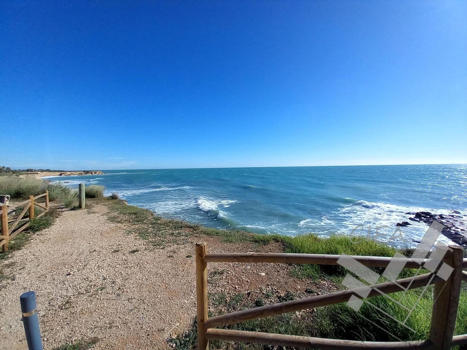 Mark till salu i Vinaros - 189 000 € (Ref: 9382954)