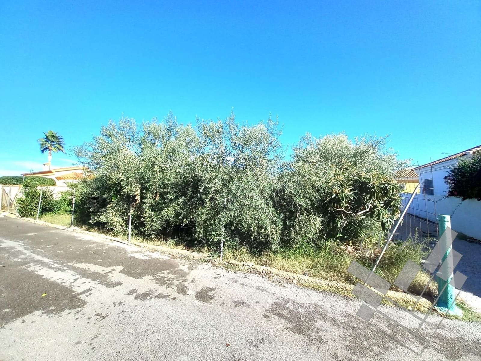 Mark till salu i Vinaros - 189 000 € (Ref: 9382954)