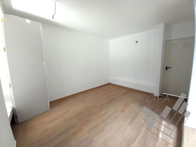 1 bedroom Commercial for rent in Vinaròs - € 1,000 (Ref: 9382966)