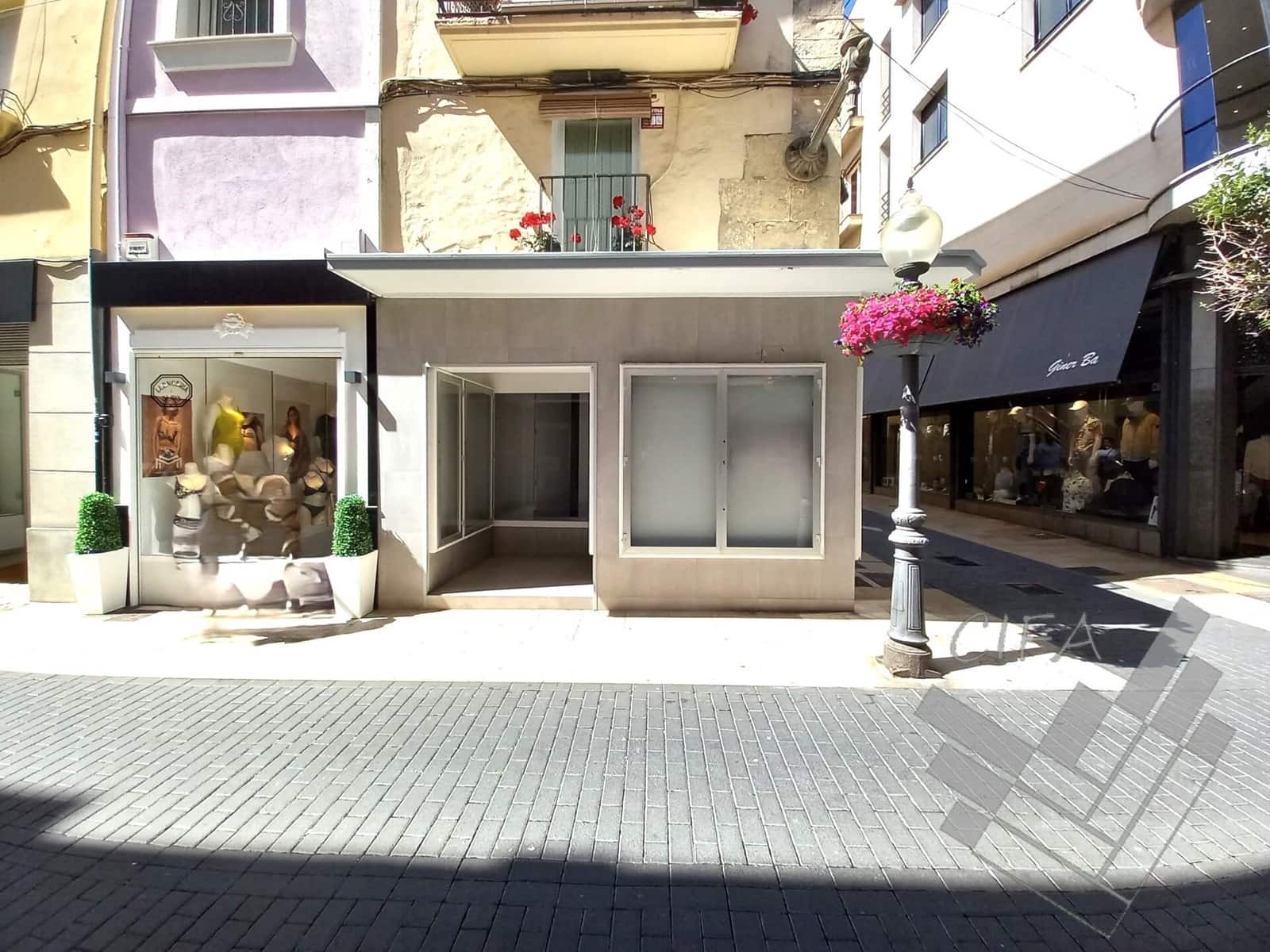 1 bedroom Commercial for rent in Vinaros - € 1,000 (Ref: 9382966)