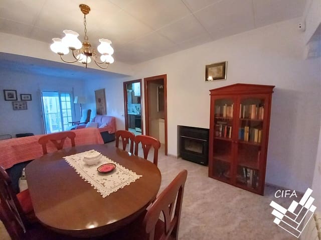 5 soverom Villa til salgs i Alcanar med garasje - € 186 000 (Ref: 9382969)