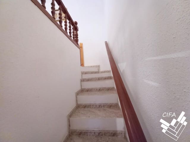 5 soverom Villa til salgs i Alcanar med garasje - € 186 000 (Ref: 9382969)