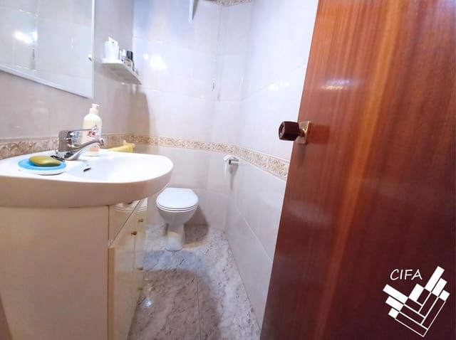 5 soverom Villa til salgs i Alcanar med garasje - € 186 000 (Ref: 9382969)