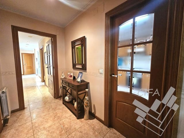 4 sypialnia Dom na sprzedaż w Vinaròs z garażem - 300 000 € (Ref: 9382972)