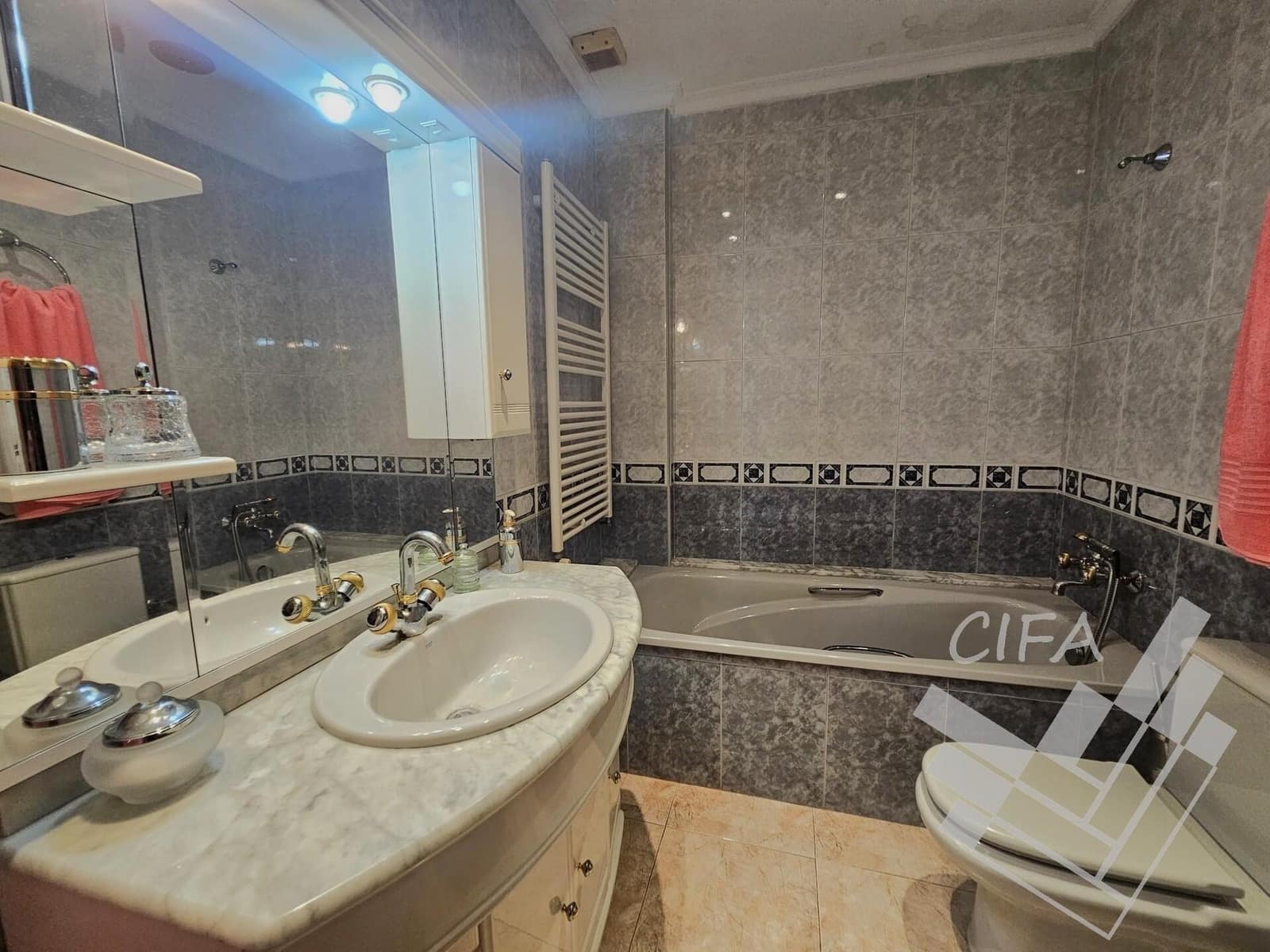 4 sypialnia Dom na sprzedaż w Vinaros z garażem - 300 000 € (Ref: 9382972)