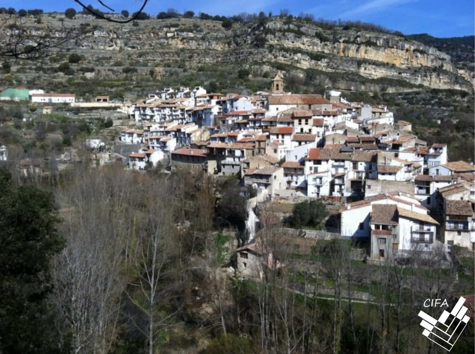 1 bedroom Townhouse for sale in Vallibona with garage - € 58,000 (Ref: 9382976)