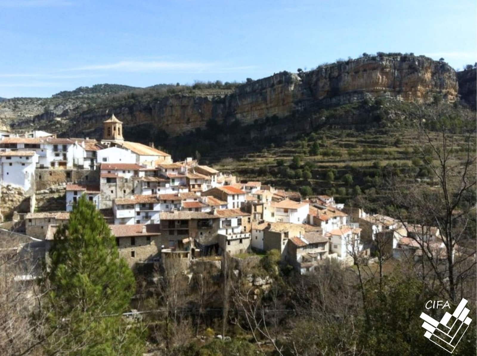 1 bedroom Townhouse for sale in Vallibona with garage - € 58,000 (Ref: 9382976)