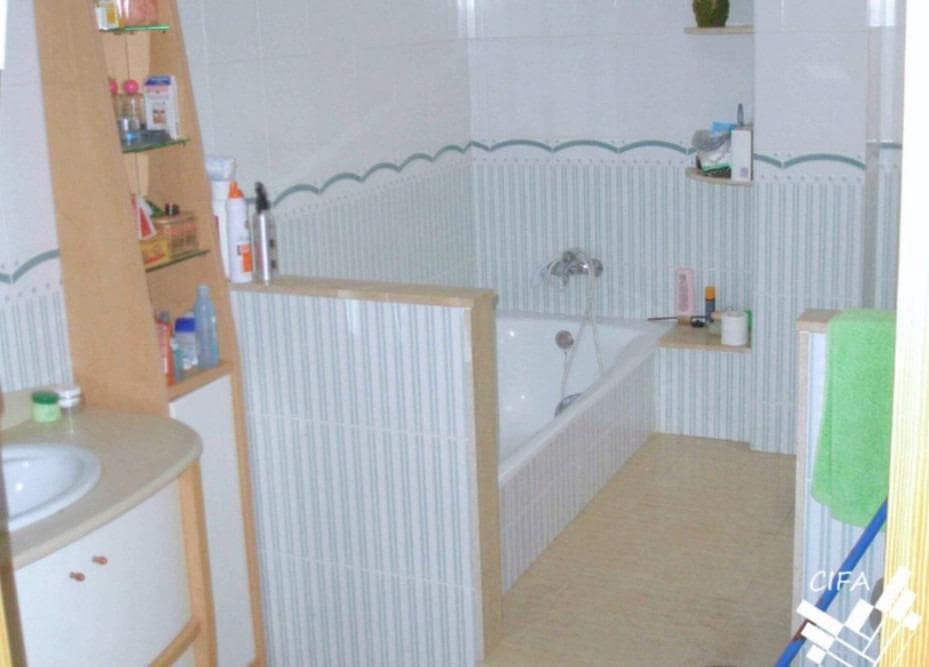 5 bedroom Villa for sale in Alcanar - € 265,000 (Ref: 9382977)