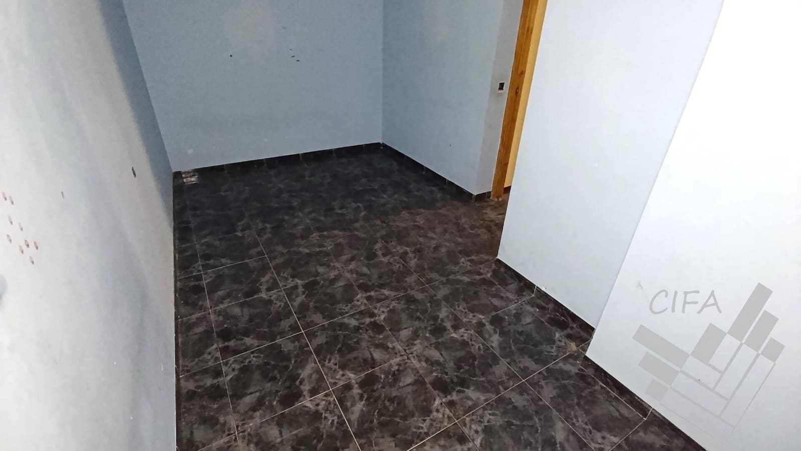 2 soverom Hus til salgs i Calig med garasje - € 110 000 (Ref: 9382978)