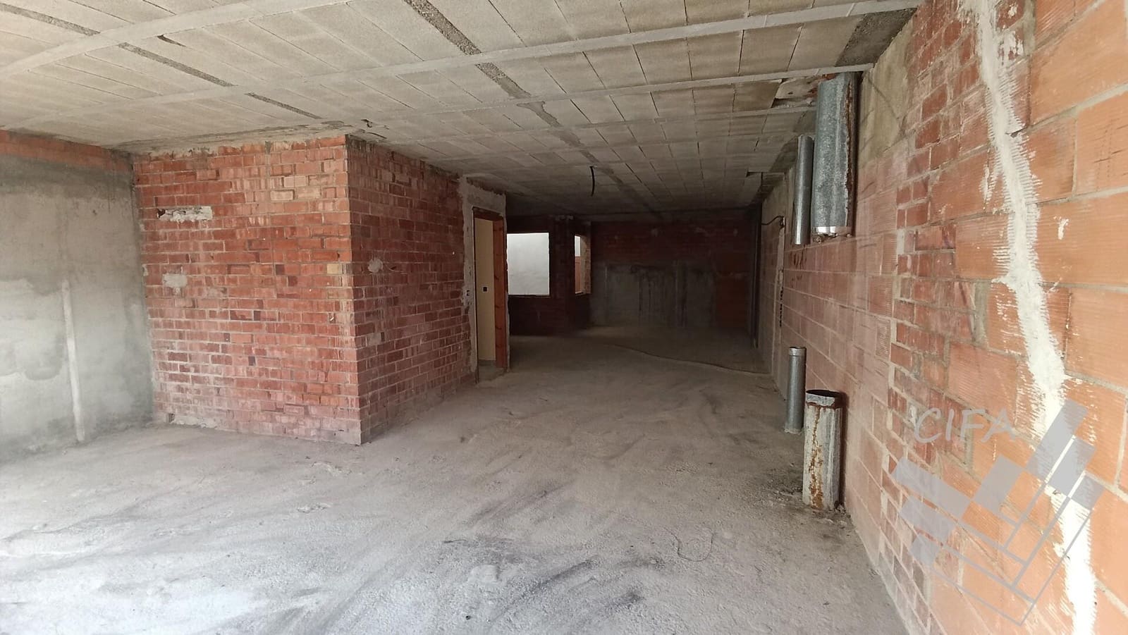 2 soverom Hus til salgs i Calig med garasje - € 110 000 (Ref: 9382978)