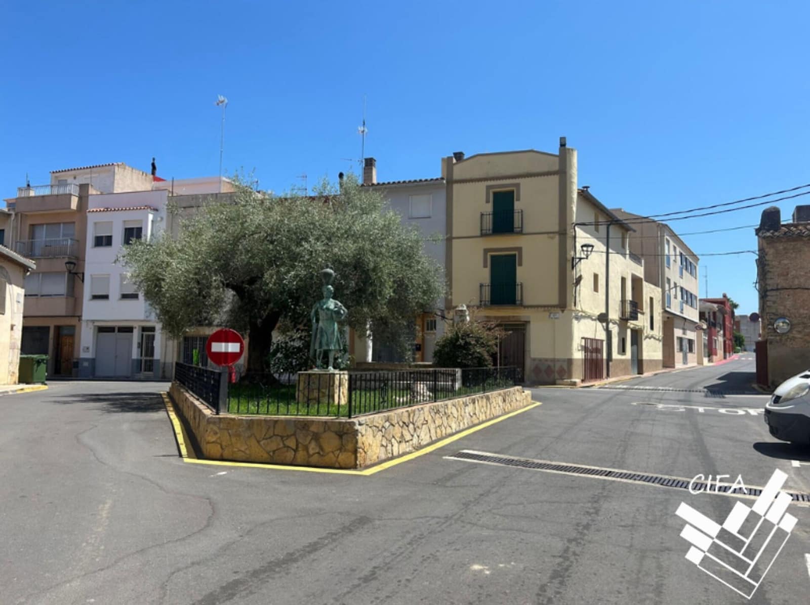 2 soverom Hus til salgs i Calig med garasje - € 110 000 (Ref: 9382978)