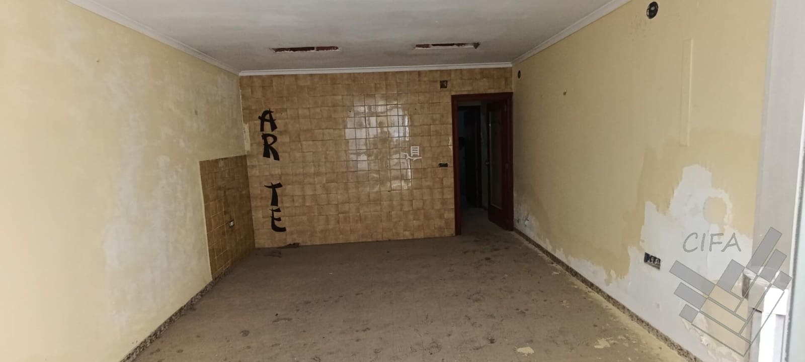 4 Zimmer Haus zu verkaufen in Calig - 30.600 € (Ref: 9382979)