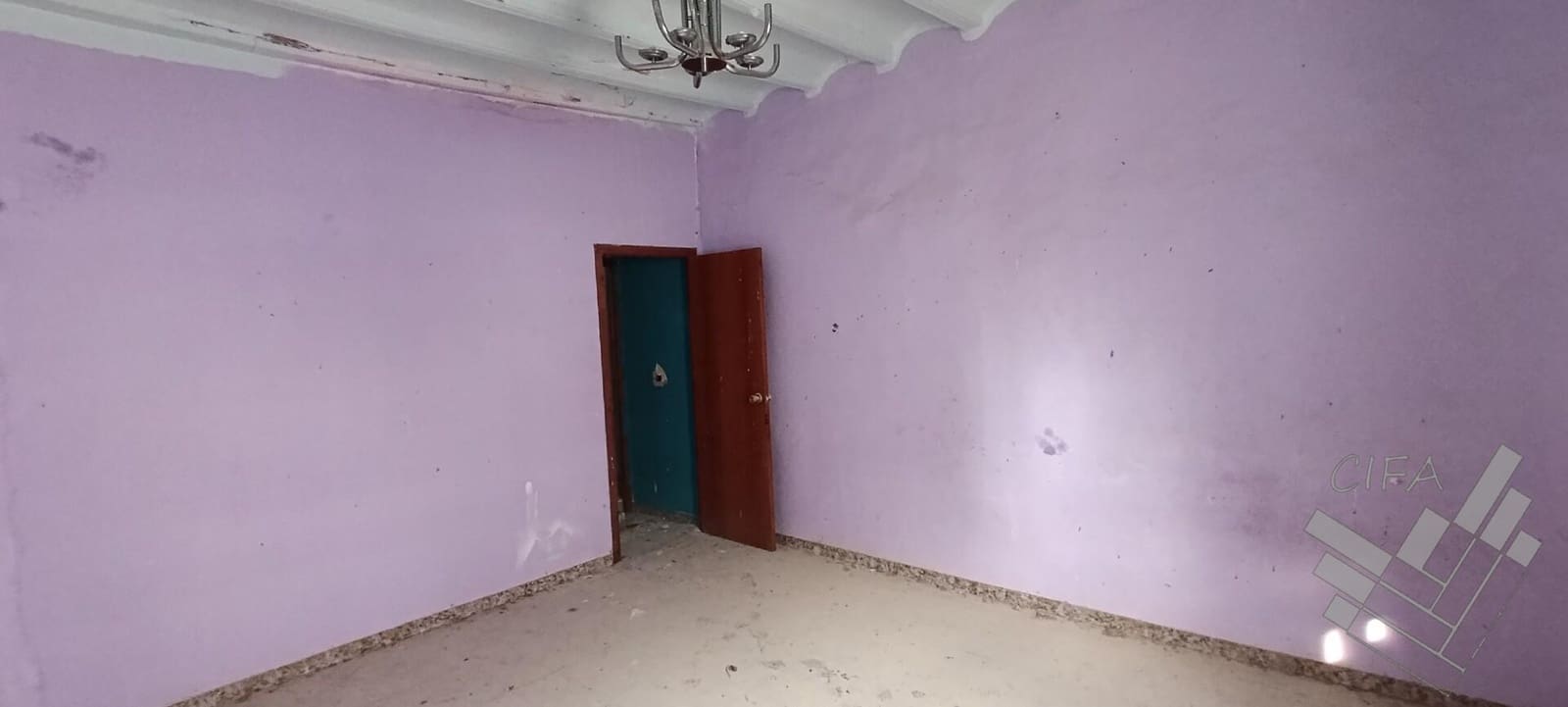 4 Zimmer Haus zu verkaufen in Calig - 30.600 € (Ref: 9382979)