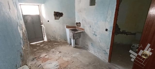 4 bedroom Townhouse for sale in Càlig - € 30,600 (Ref: 9382979)