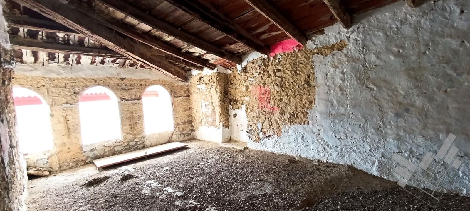 4 Zimmer Haus zu verkaufen in Calig - 30.600 € (Ref: 9382979)