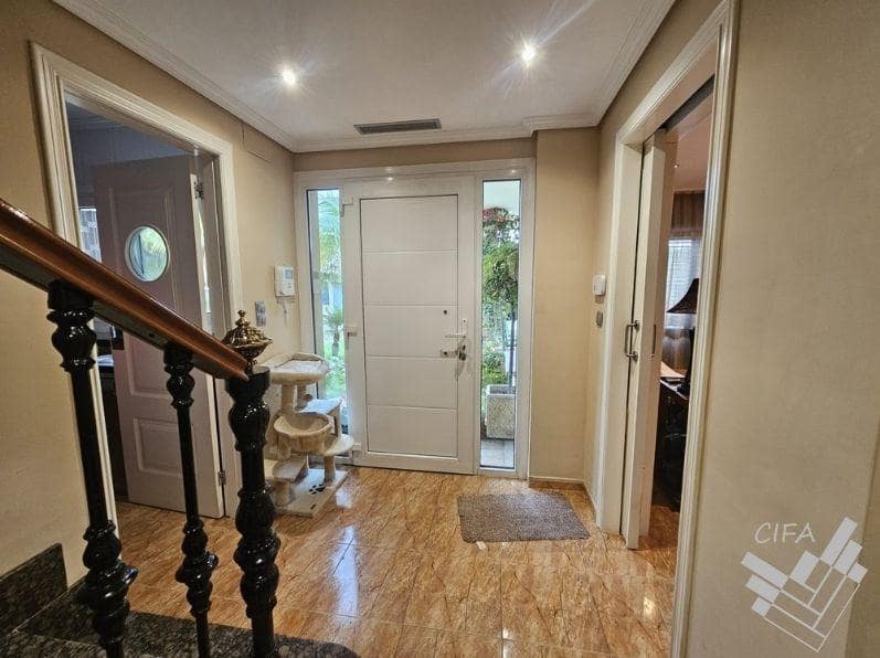 4 soverom Villa til salgs i Vinaros med svømmebasseng garasje - € 477 000 (Ref: 9396023)