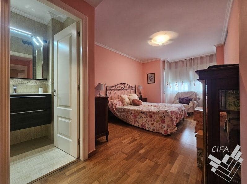 4 soverom Villa til salgs i Vinaros med svømmebasseng garasje - € 477 000 (Ref: 9396023)