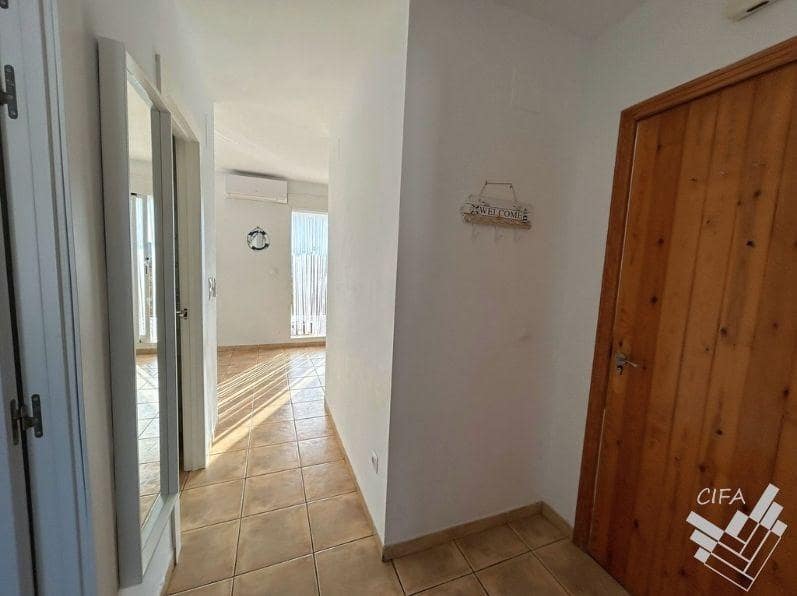 2 bedroom Apartment for sale in Vinaros - € 140,000 (Ref: 9403418)