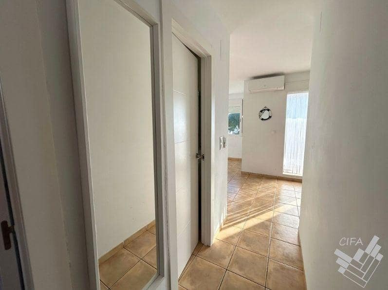 2 bedroom Apartment for sale in Vinaros - € 140,000 (Ref: 9403418)