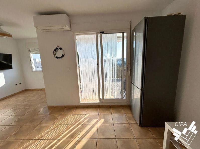 2 bedroom Apartment for sale in Vinaros - € 140,000 (Ref: 9403418)