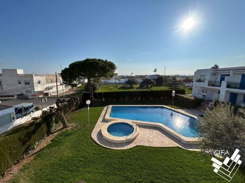 2 bedroom Apartment for sale in Vinaros - € 140,000 (Ref: 9403418)