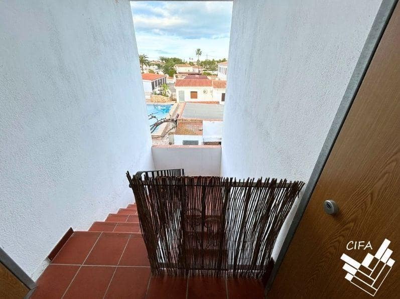 2 bedroom Apartment for sale in Vinaros - € 140,000 (Ref: 9403418)